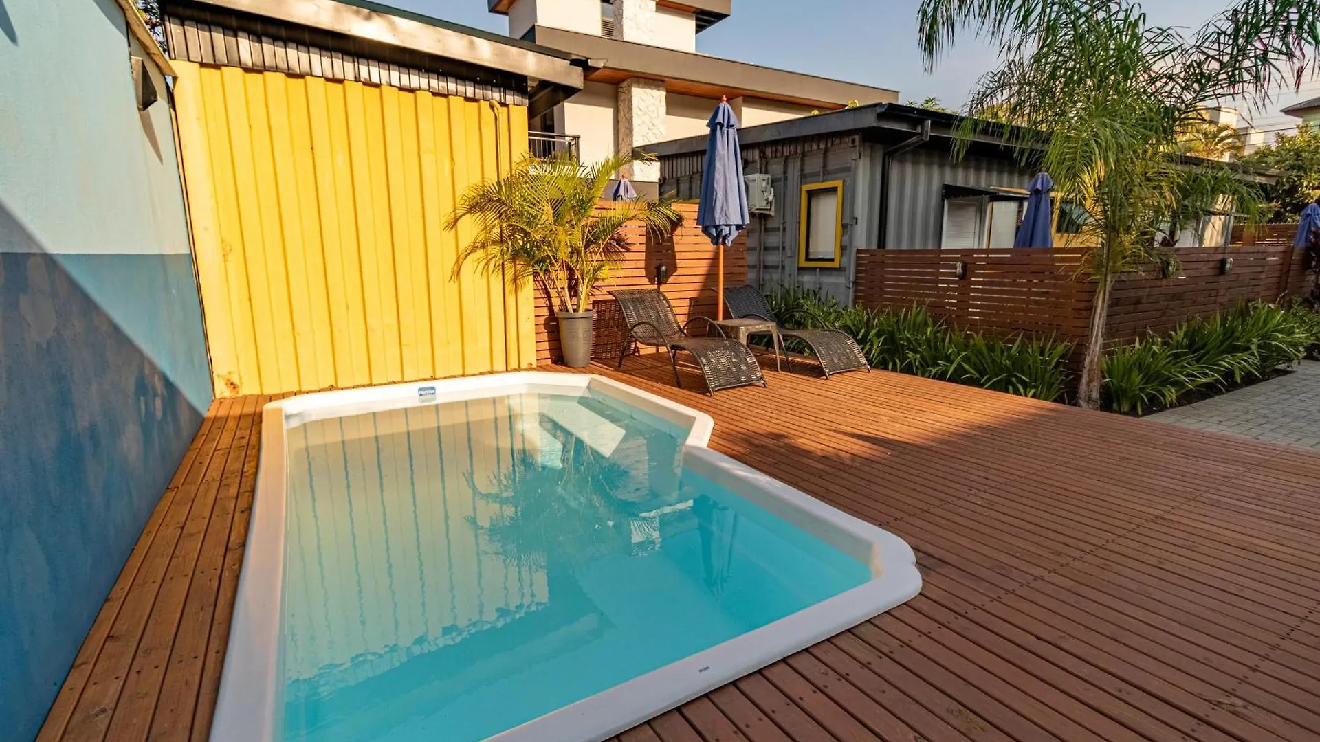 Casa Container-Piscina-Ac-30Min Ate Aeroporto Apartment Florianopolis Brazil
