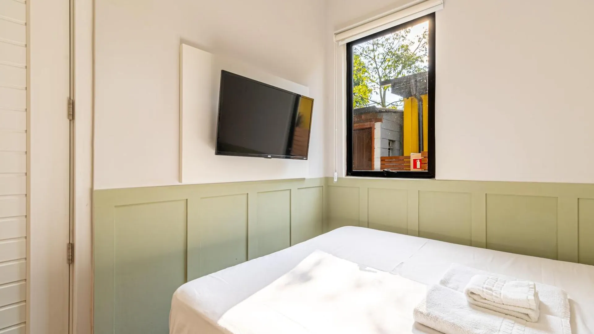 Casa Container-Piscina-Ac-30Min Ate Aeroporto Apartment Florianopolis