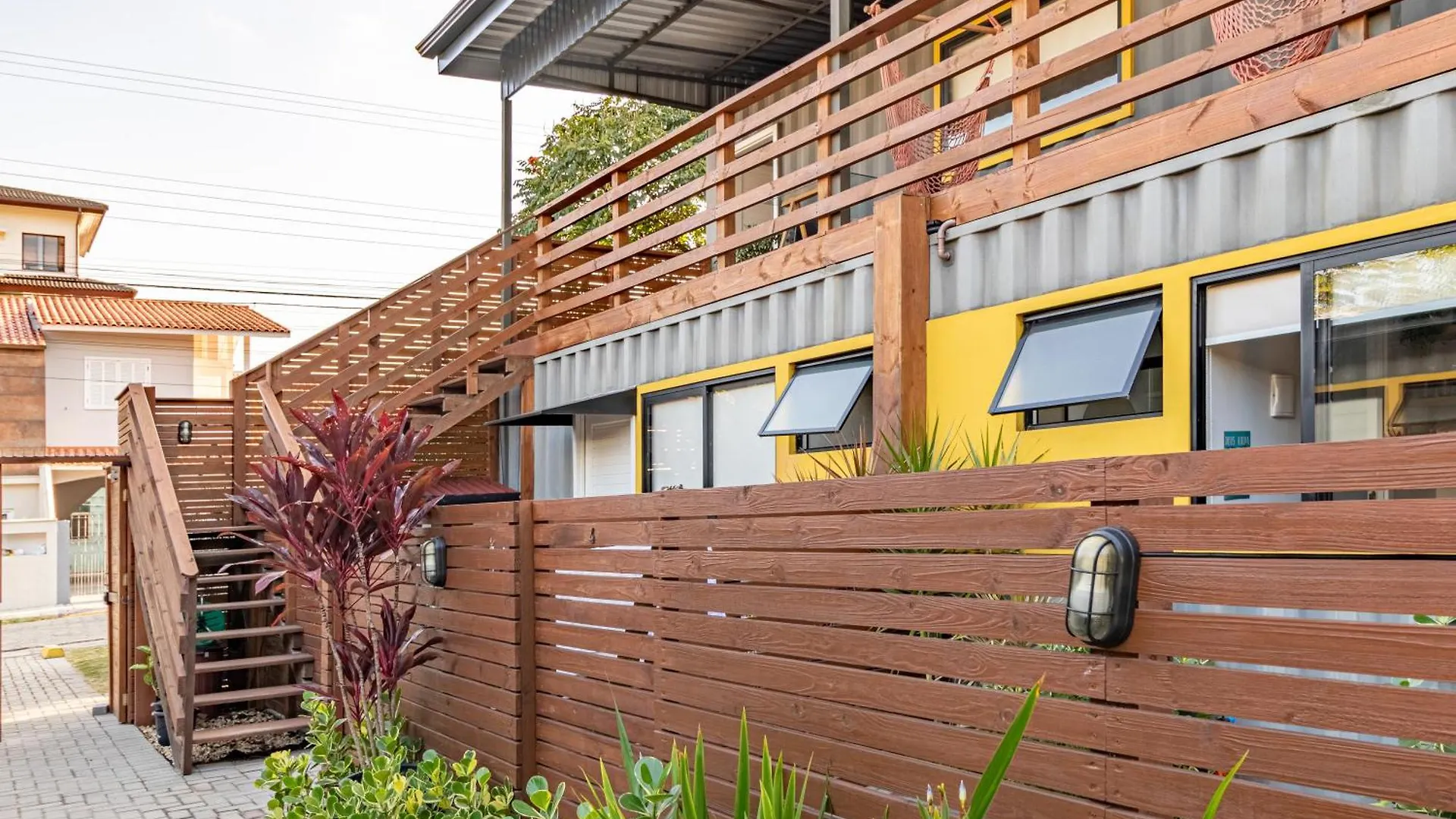 דירות Florianópolis Casa Container-Piscina-Ac-30Min Ate Aeroporto ברזיל